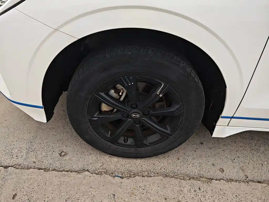 BYD e2 — миниатюра 23