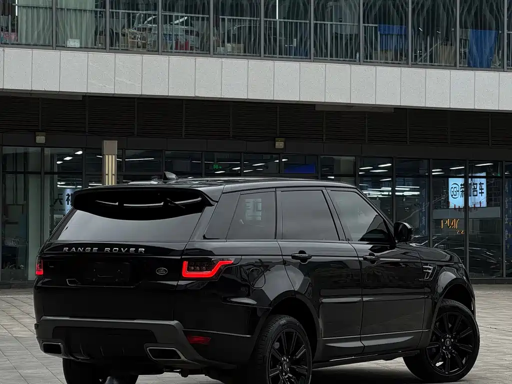LAND ROVER RANGE ROVER SPORT NEW ENERGY