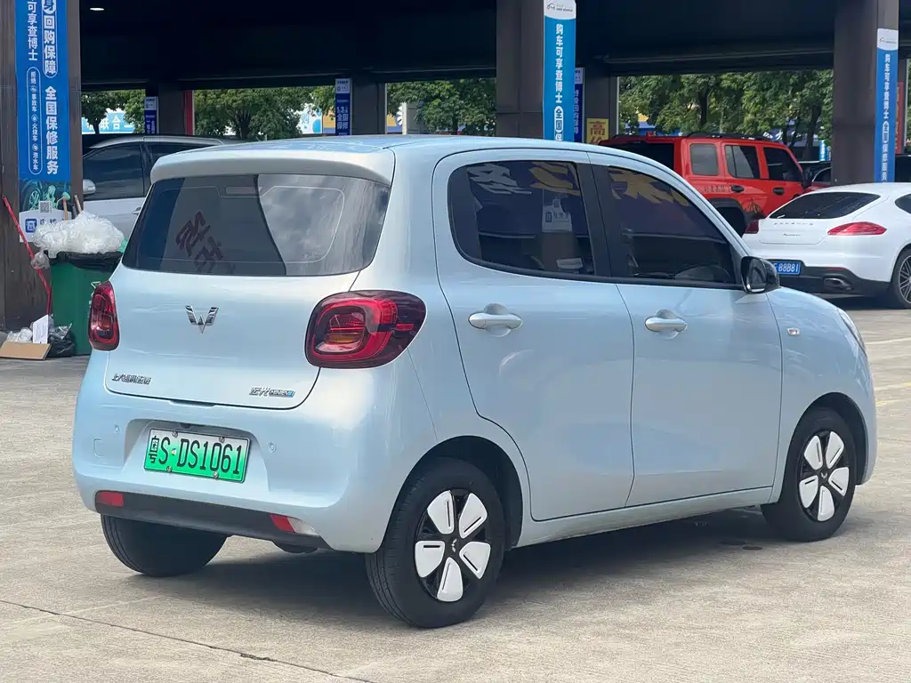 Wuling MINIEV — миниатюра 9