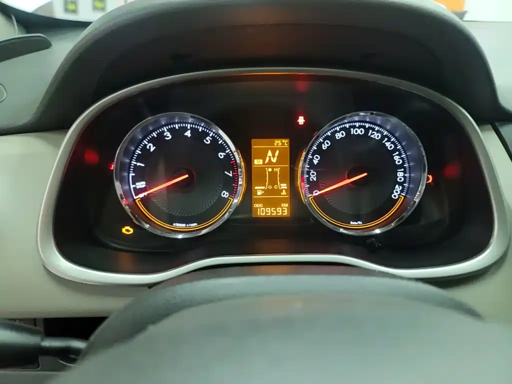 Chevrolet Sail — миниатюра 12