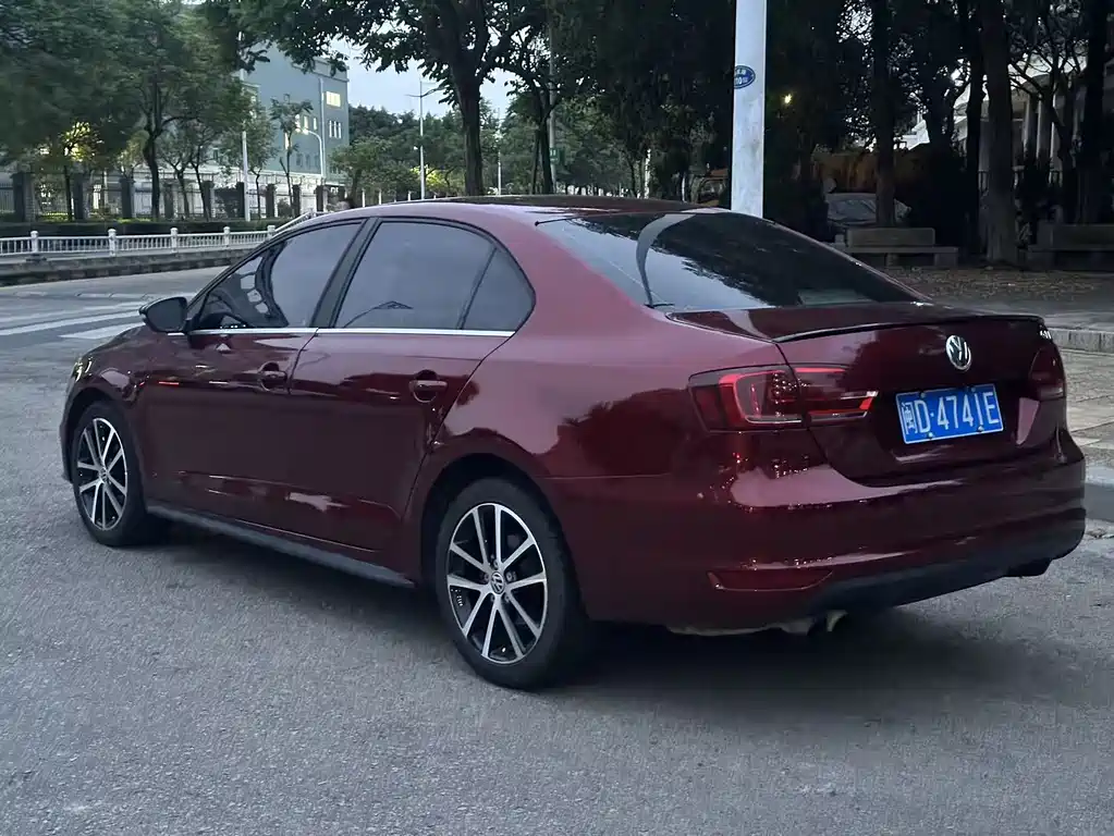 Volkswagen Sagitar — миниатюра 6