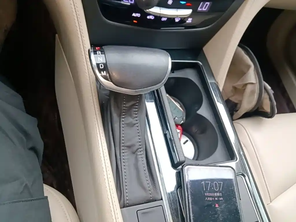 Cadillac CT6 — миниатюра 14