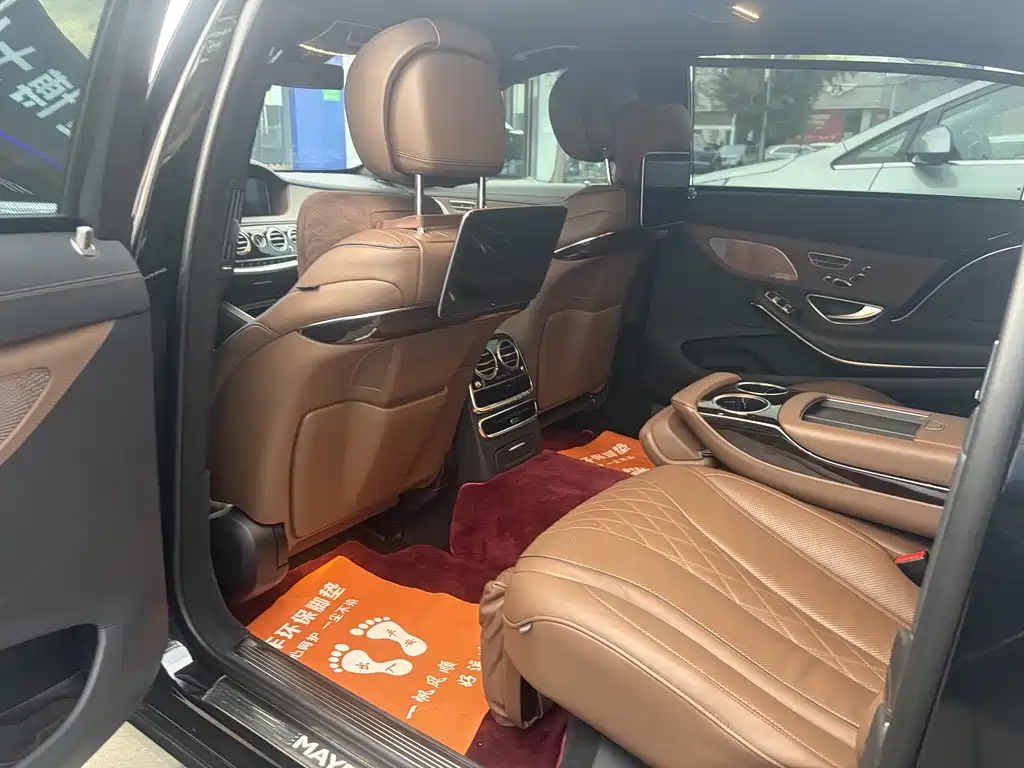 Mercedes-Benz S-Class — миниатюра 7