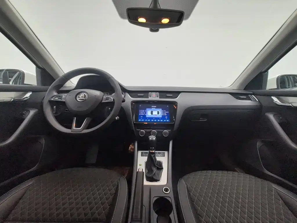 Skoda Octavia — миниатюра 5