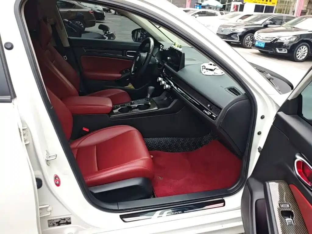 Honda Civic — миниатюра 25