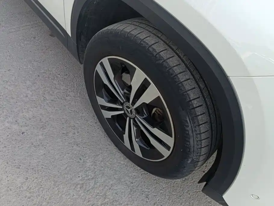 Mercedes-Benz GLA — миниатюра 6