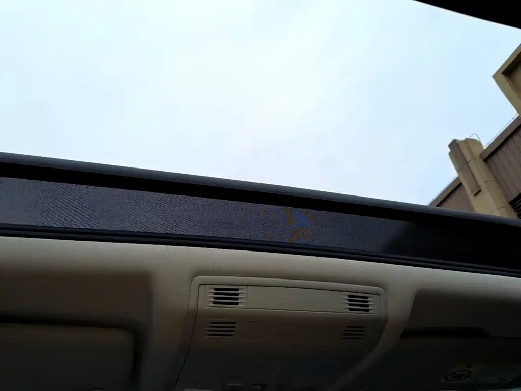 Volkswagen T-Roc — миниатюра 18