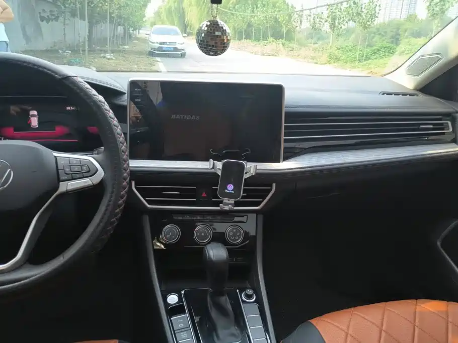 Volkswagen Sagitar — миниатюра 13