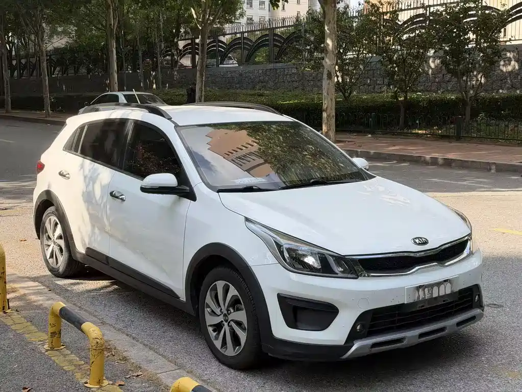Kia KX Cross — миниатюра 3