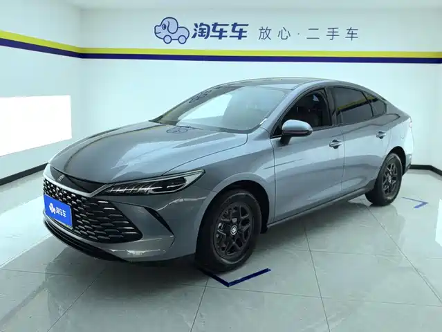 2025 BYD Qin