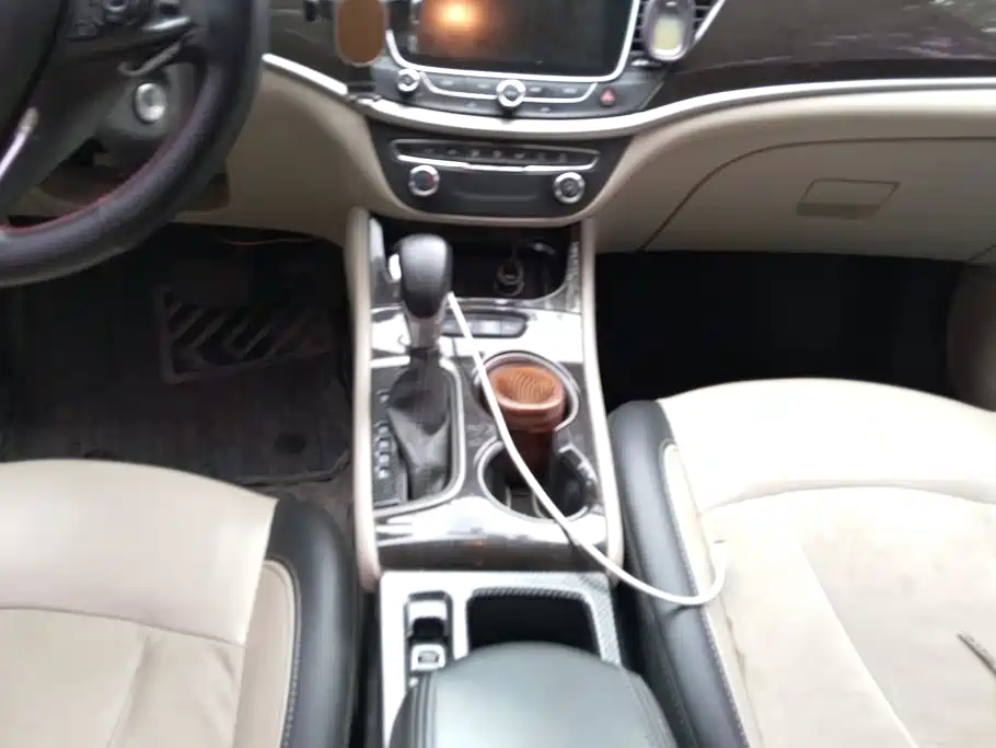 Buick Verano — миниатюра 16