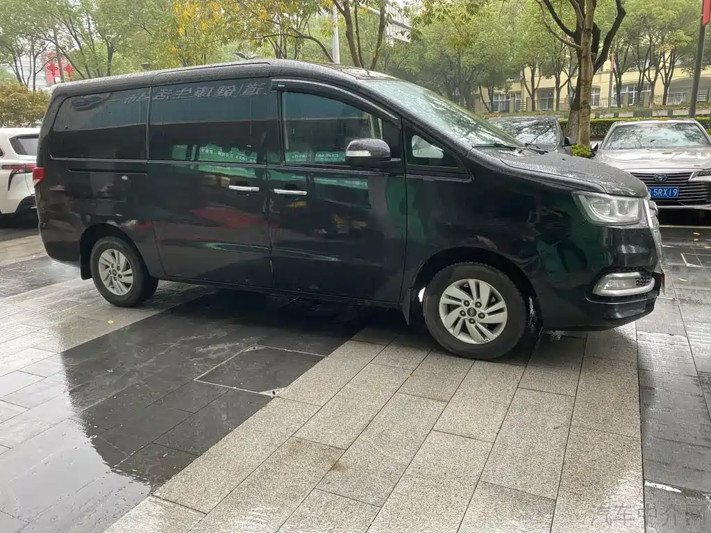 JIANGHUAI RUIFENG M4