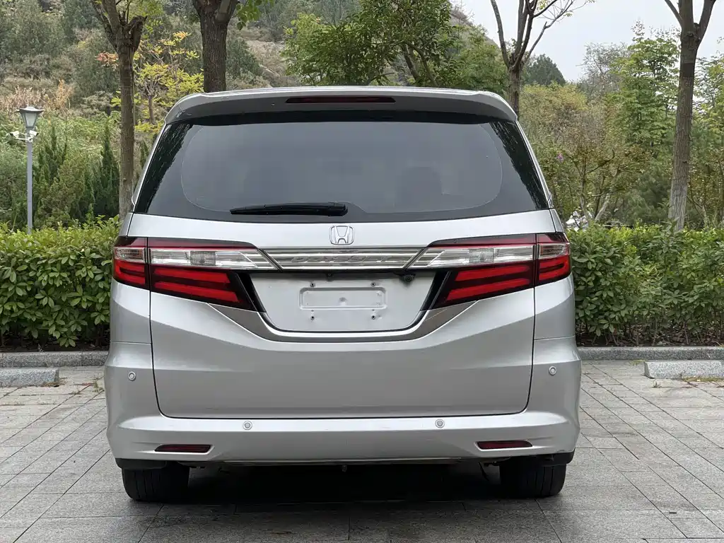 Honda Odyssey — миниатюра 8