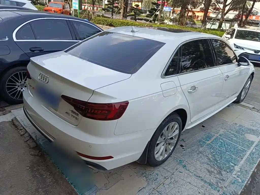Audi A4L — миниатюра 7