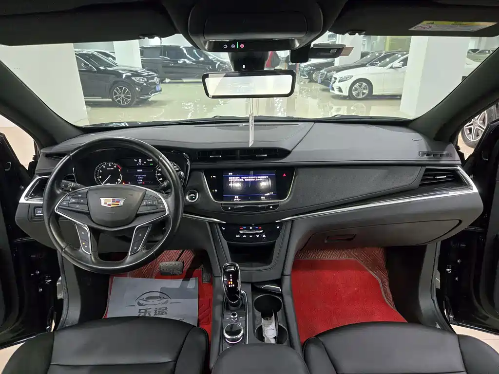 Cadillac XT5 — миниатюра 5