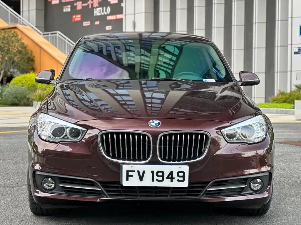 BMW 5 Series GT — миниатюра 2