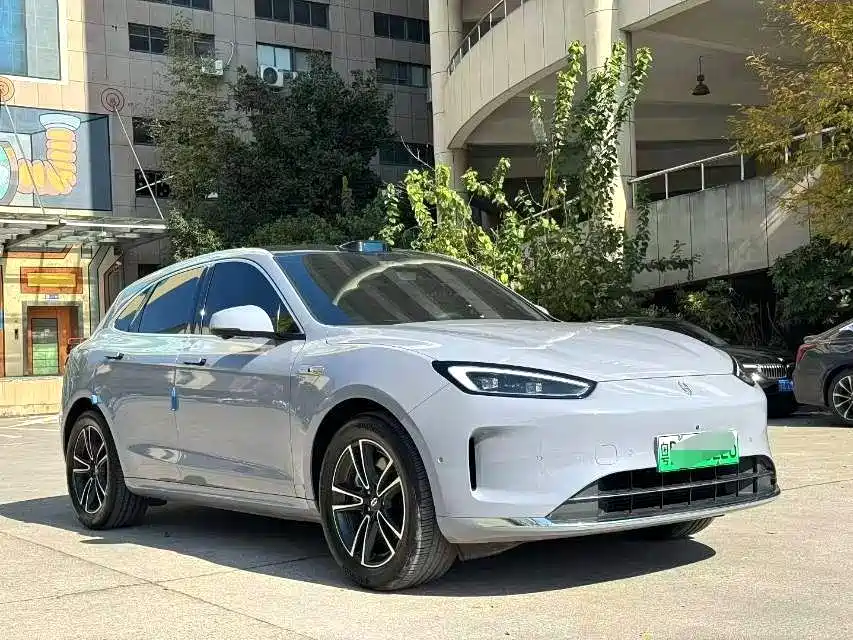 AITO ASK THE WORLD M5