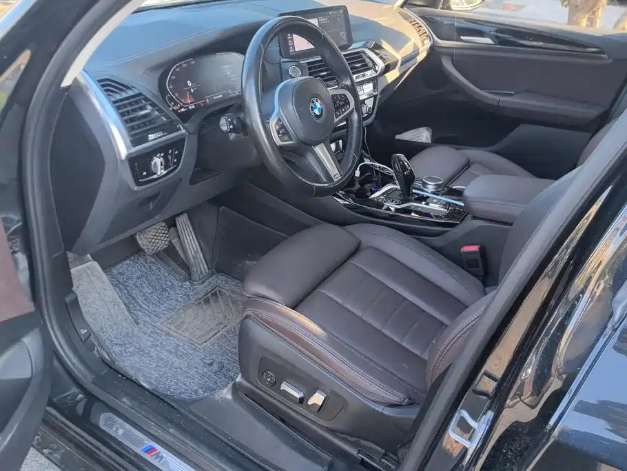 BMW X3 — миниатюра 9
