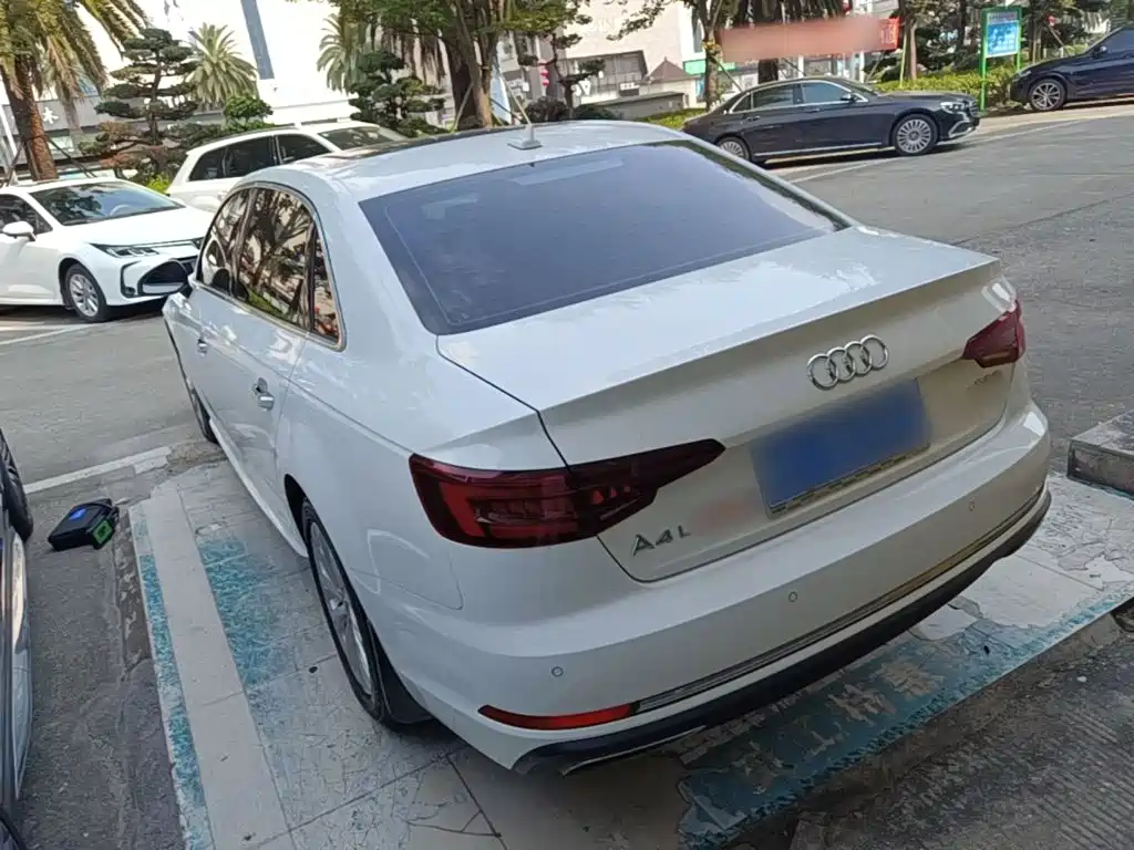 Audi A4L — миниатюра 5