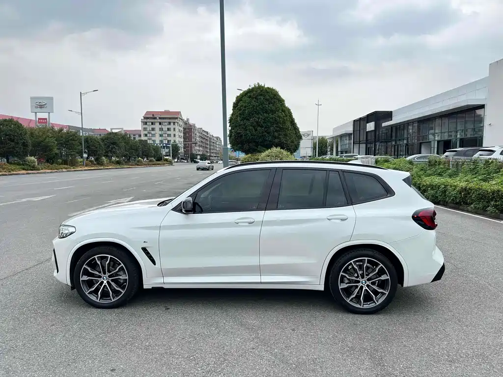 BMW X3 2022 — фото 3