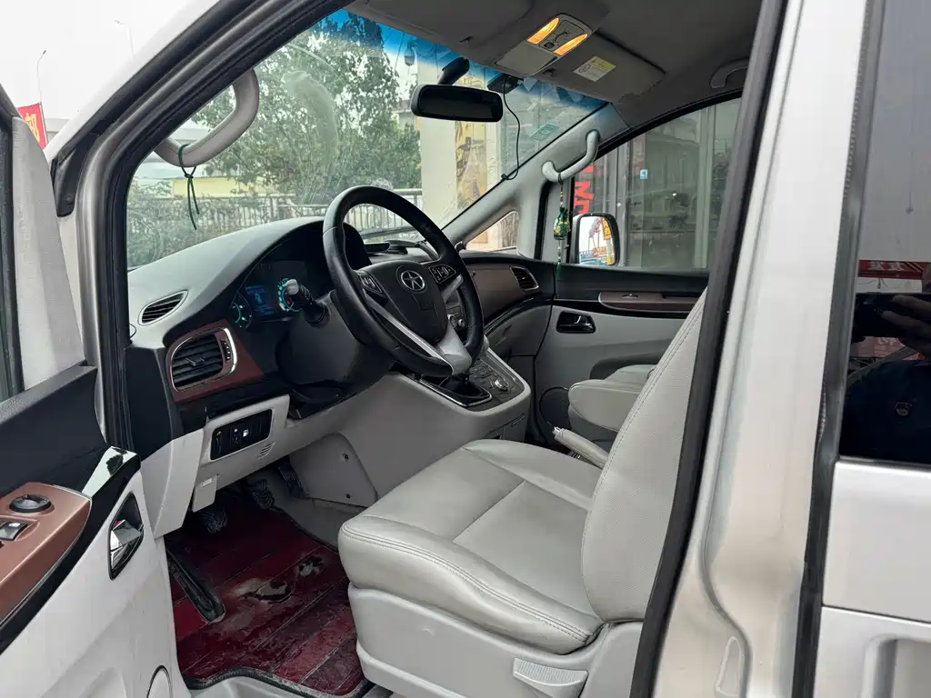 JAC Refine M5 — миниатюра 4