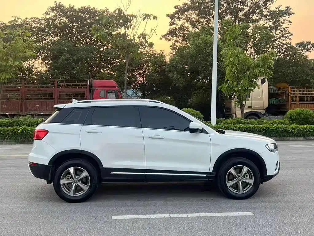 Haval H6 Coupe — миниатюра 8