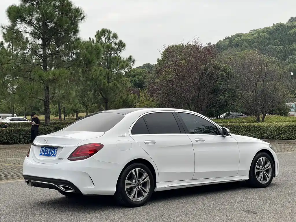 Mercedes-Benz C-Class — миниатюра 21