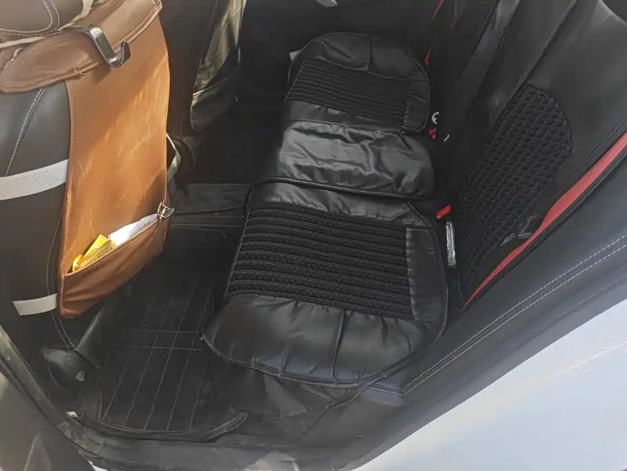Geely Emgrand — миниатюра 11