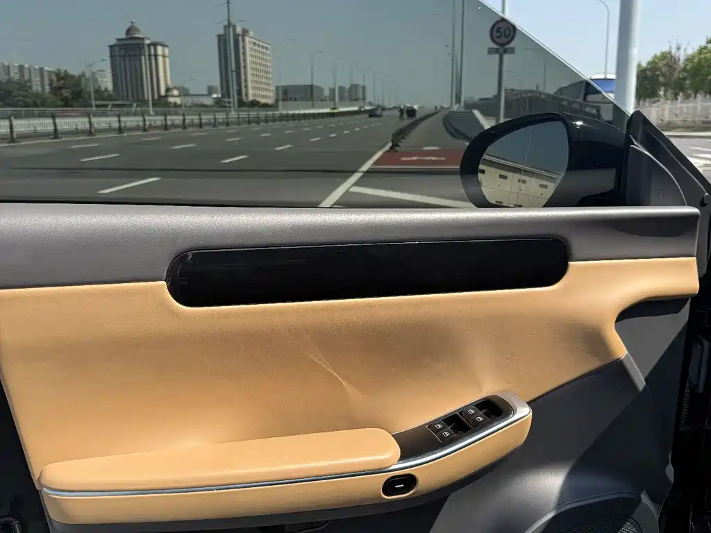 Leapmotor Leapmotor C01 — миниатюра 14