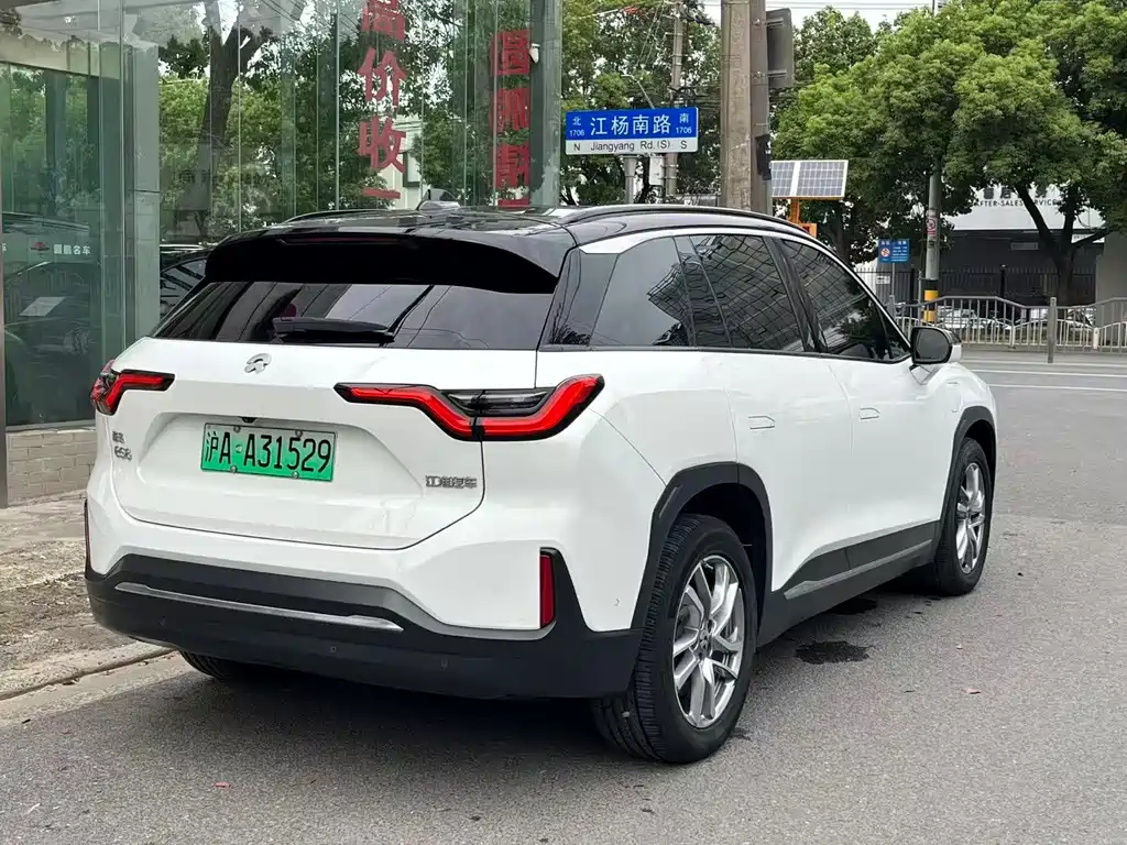 NIO ES6 — миниатюра 5