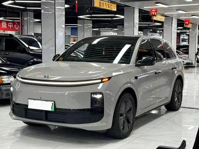 Li Auto IDEAL L6