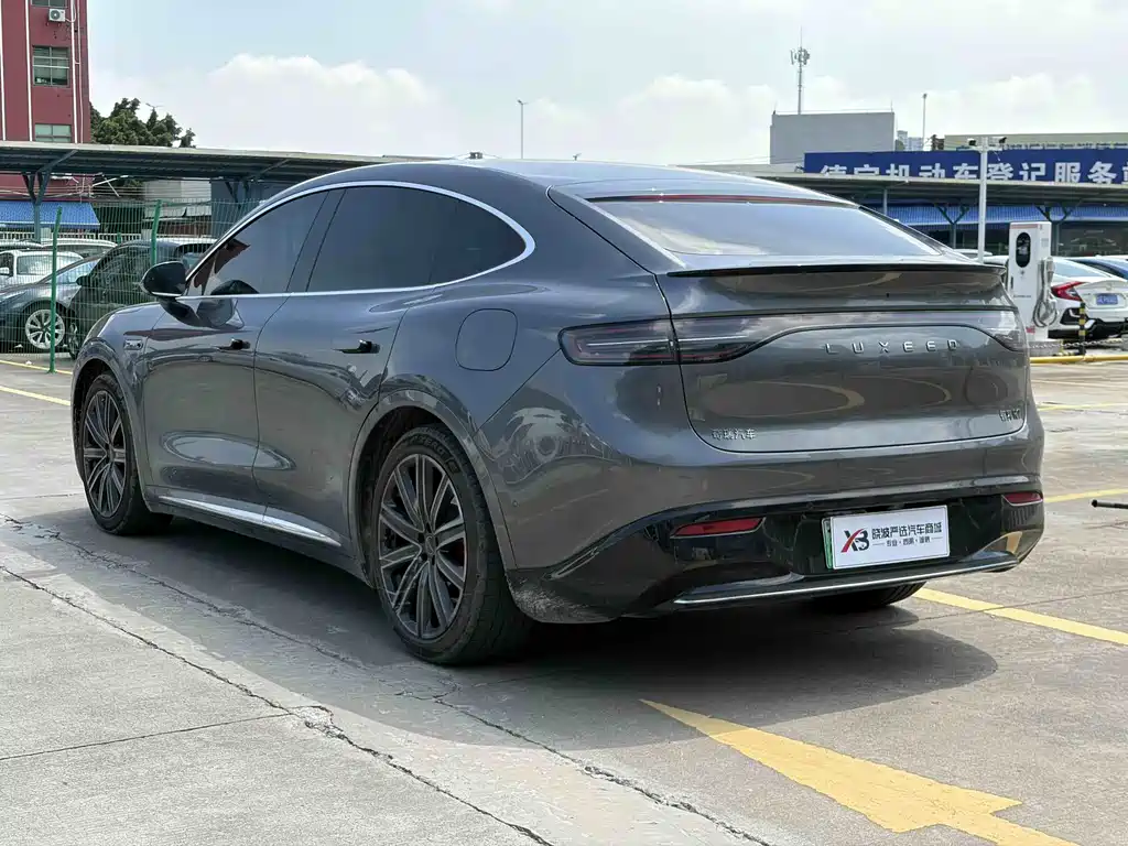 Luxeed R7 2024 736km UItra