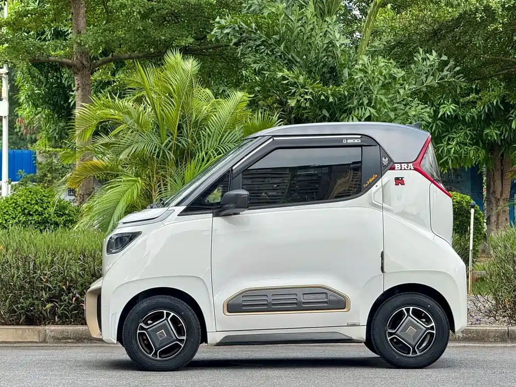 Baojun E200 — миниатюра 4
