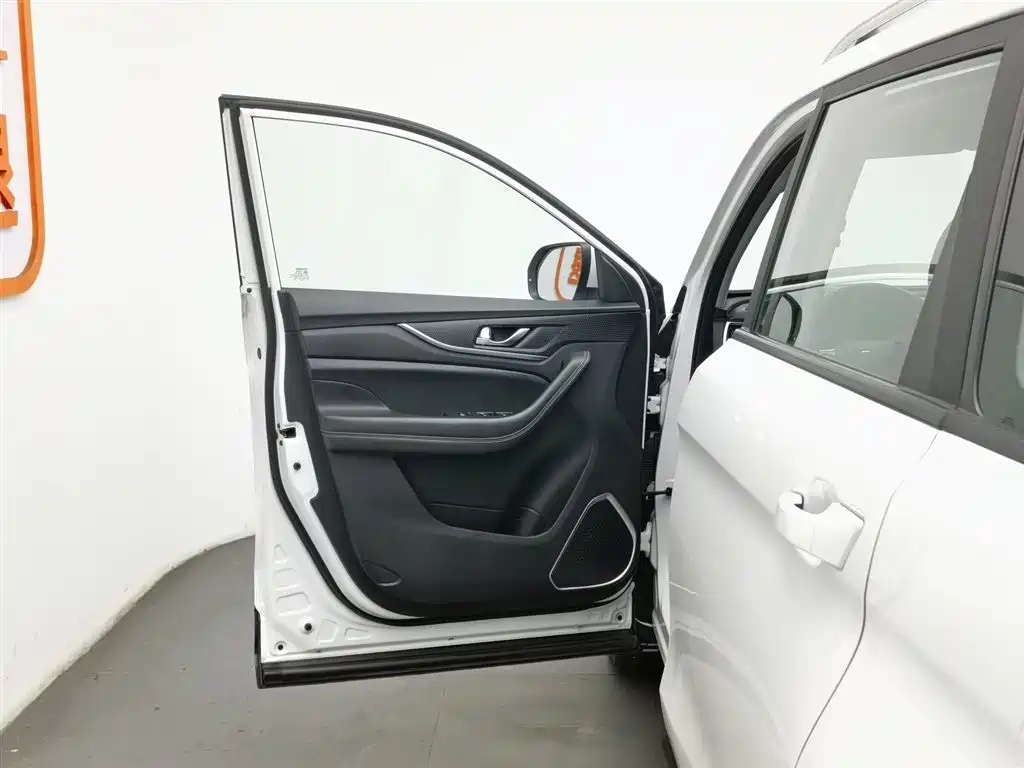 CHANGAN CHANGAN AUCHAN COSAI PRO