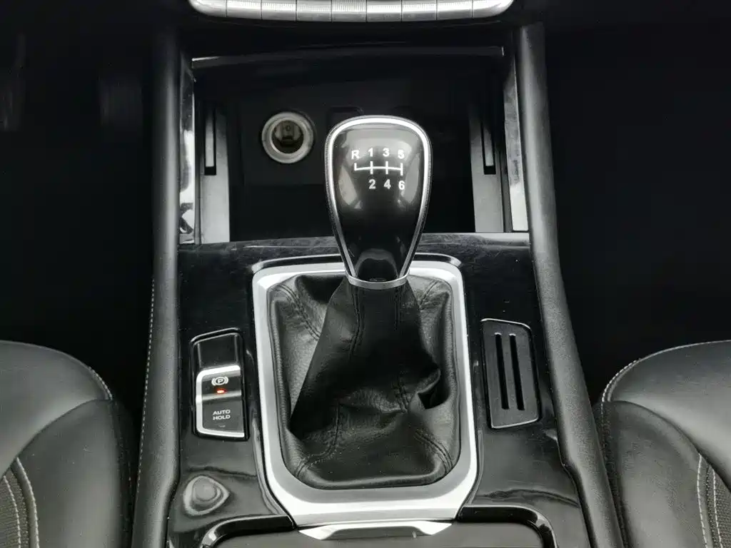 CHANGAN CHANGAN AUCHAN COSAI PRO