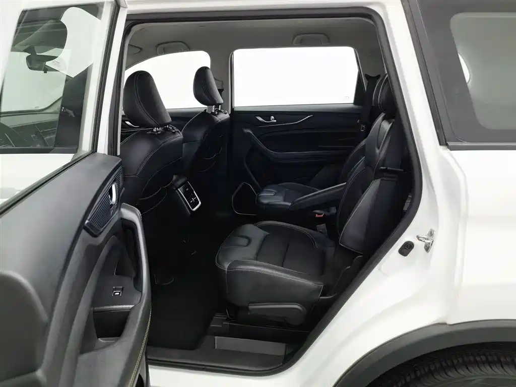 CHANGAN CHANGAN AUCHAN COSAI PRO