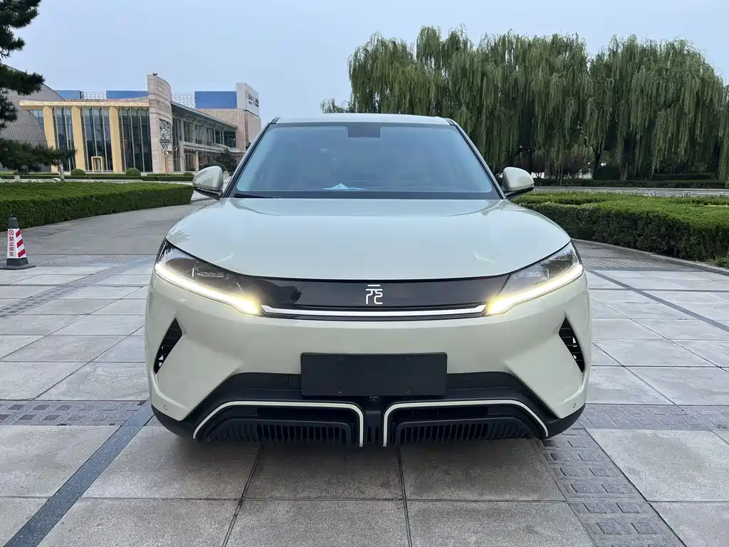BYD Yuan UP