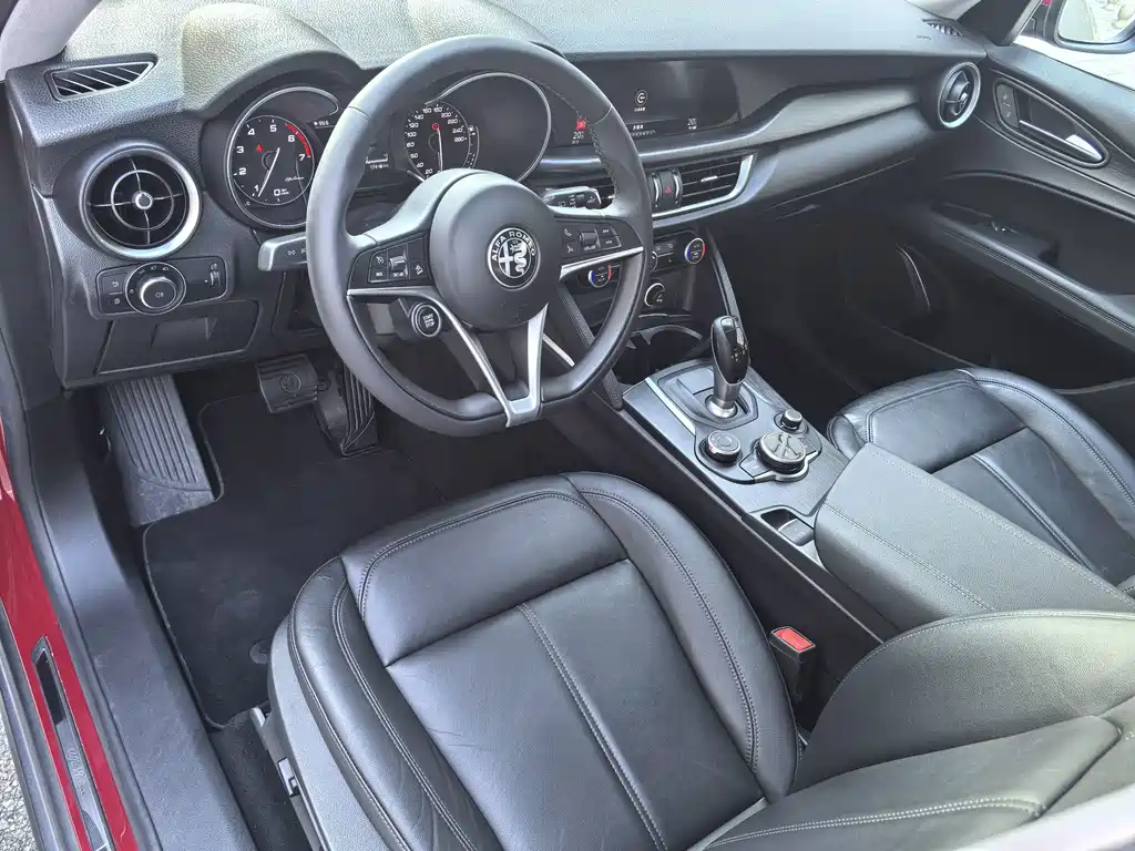 Alfa Romeo Stelvio — миниатюра 22