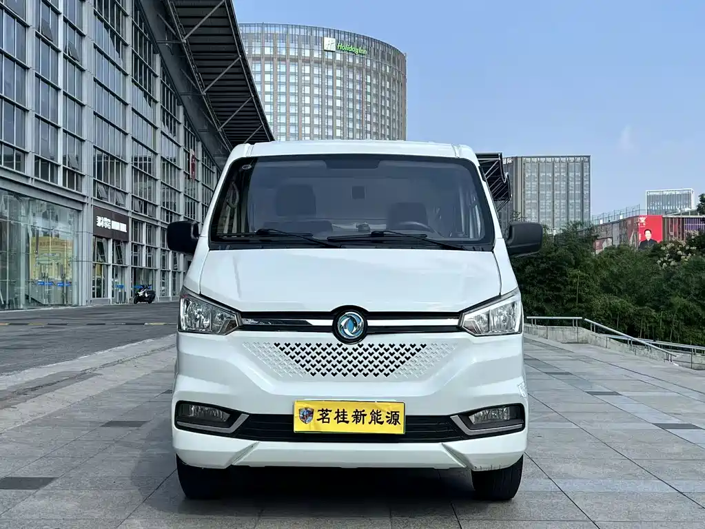 Yufeng EM26 — миниатюра 2