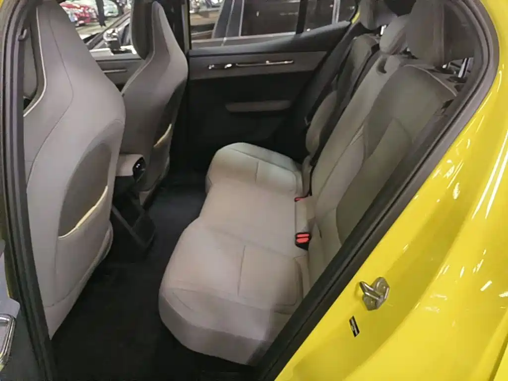 Volvo EX30 — миниатюра 17