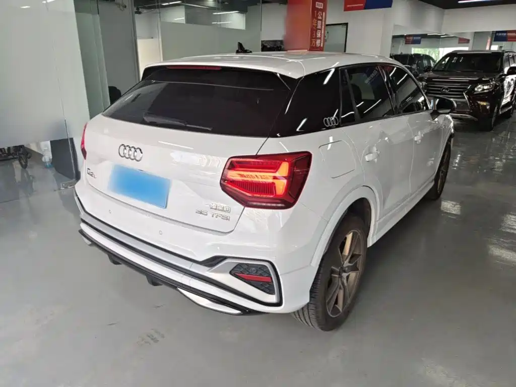 Audi Q2L — миниатюра 7