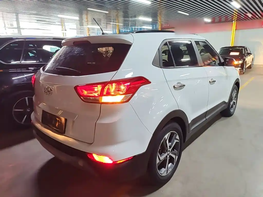 Hyundai ix25 — миниатюра 5