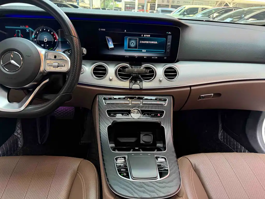 Mercedes-Benz E-Class (Import) — миниатюра 15