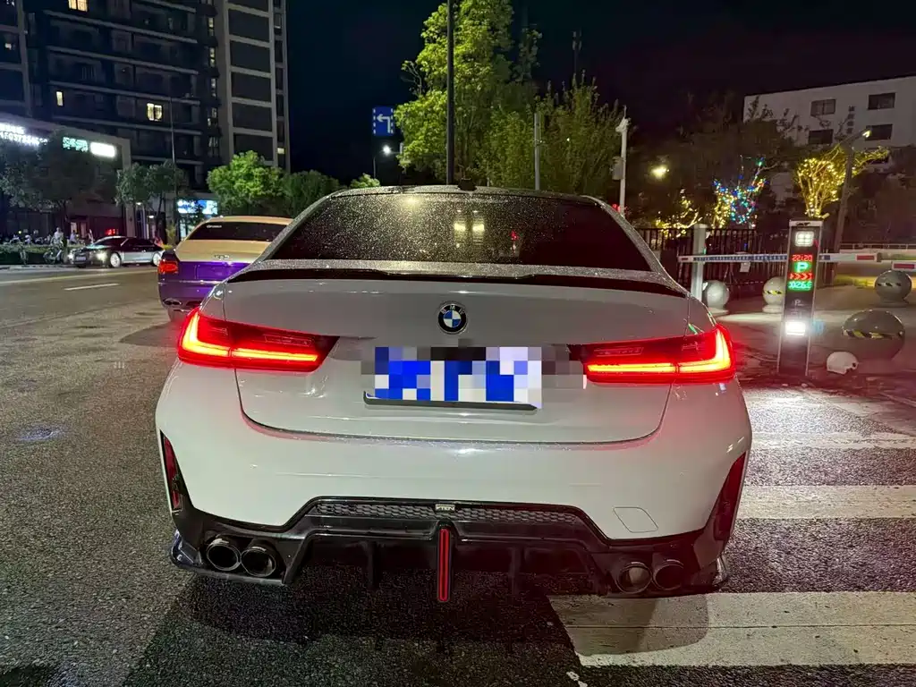 BMW 3 Series — миниатюра 9