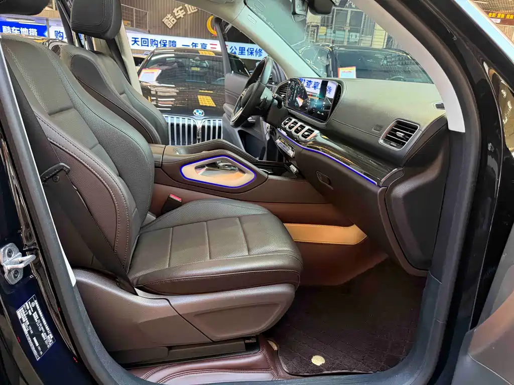 Mercedes-Benz GLE (Import) — миниатюра 19