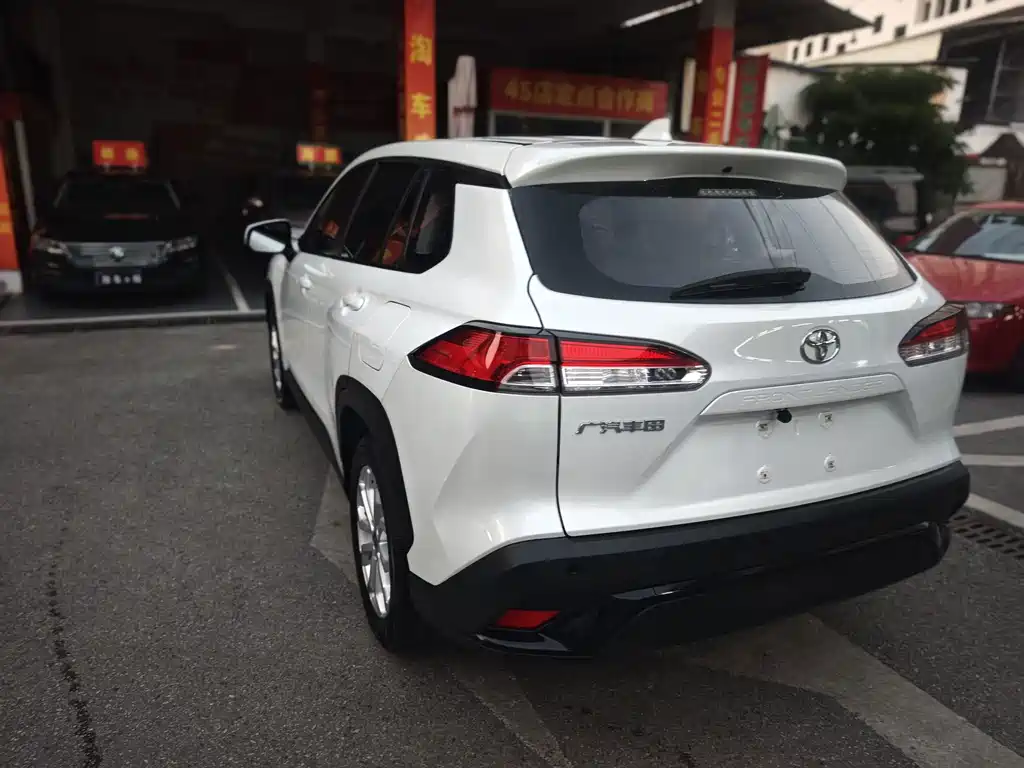 Toyota Frontlander — миниатюра 7