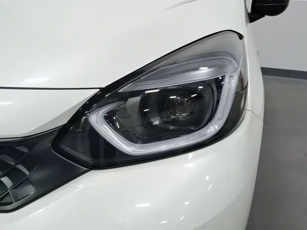 Honda Fit — миниатюра 7