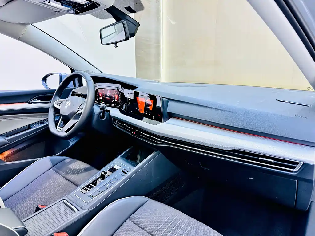 Volkswagen Golf — миниатюра 8