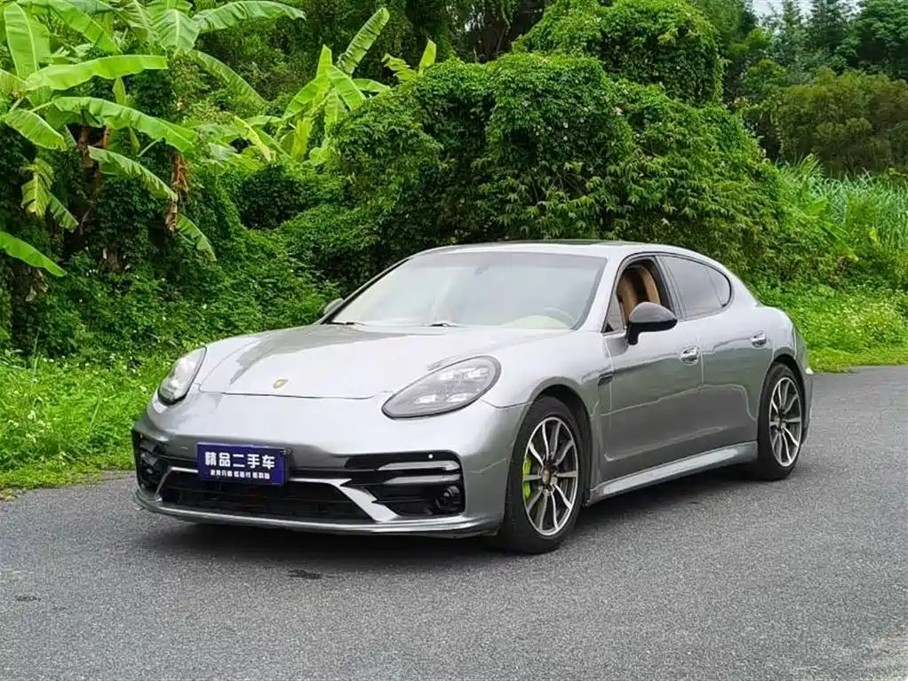 Porsche Panamera 2011