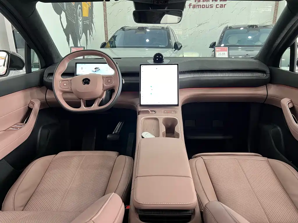 NIO EC6 — миниатюра 11